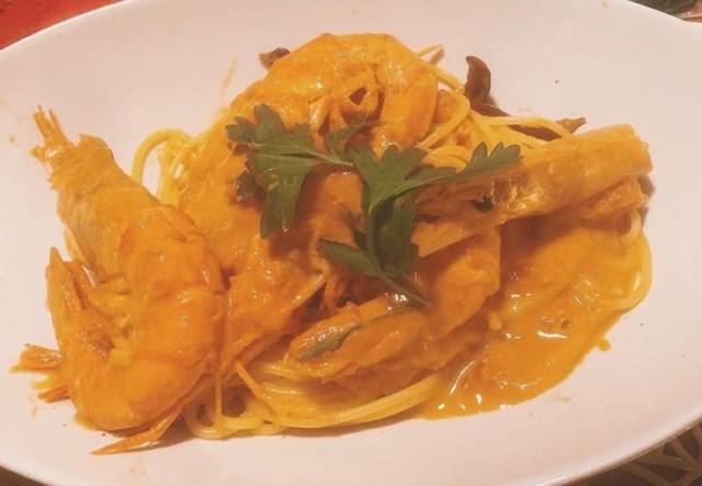 有頭海老のトマトクリームパスタ