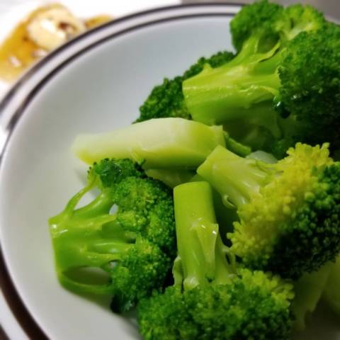 茹でブロッコリー