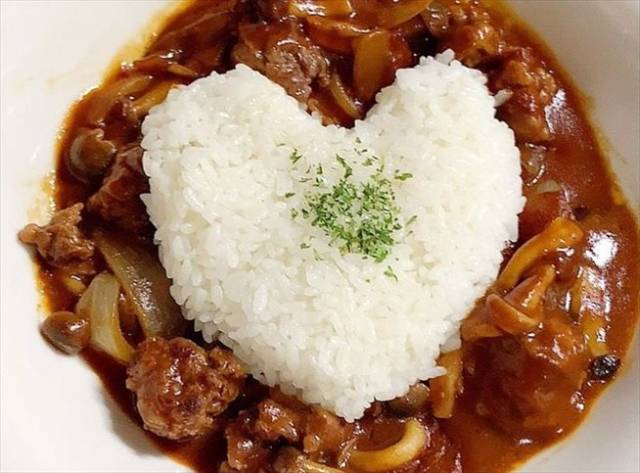 ハートのビーフシチュー