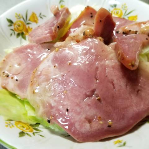 塩ダレタンのサラダ