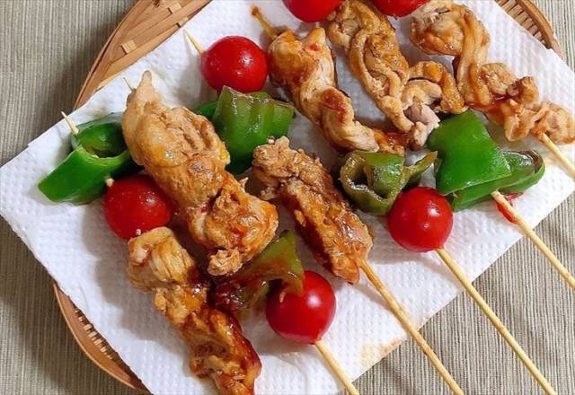 豚こま肉のBBQ串焼き