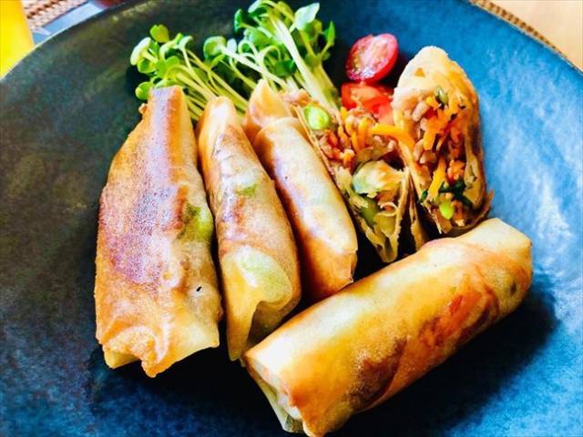 豚肉と枝豆の春巻き