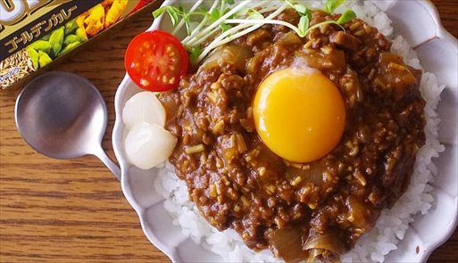 レンジで1発バターエノキカレー