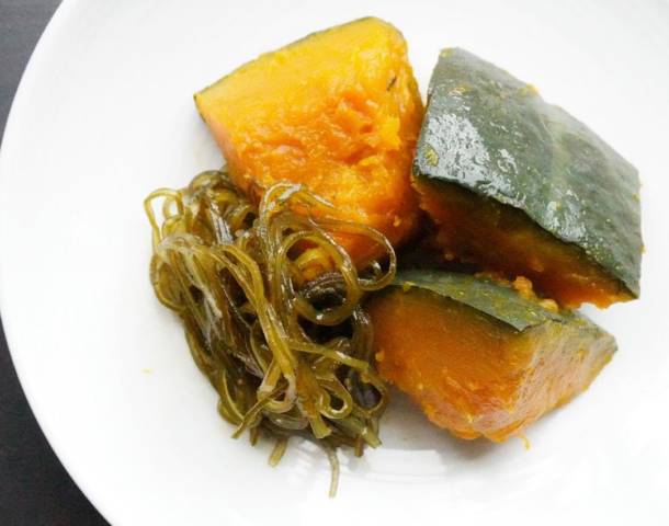 カボチャと刻み昆布の煮物