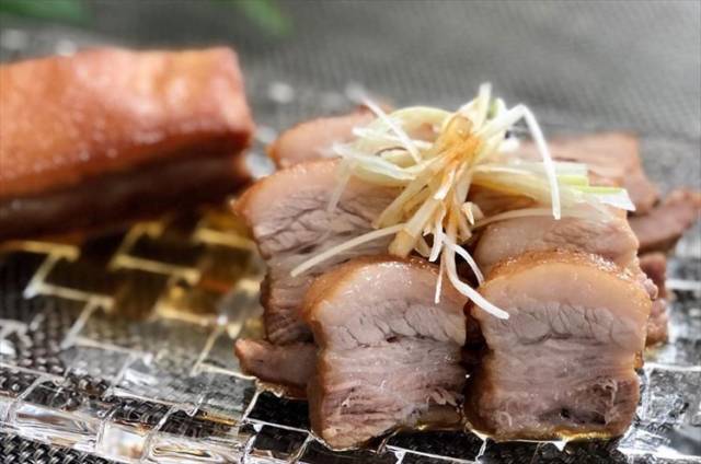 煮込んだチャーシュー