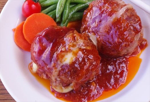 簡単チーズインデミハンバーグ