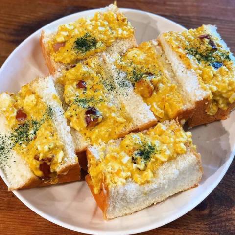 カレーウィンナーたまごサンド