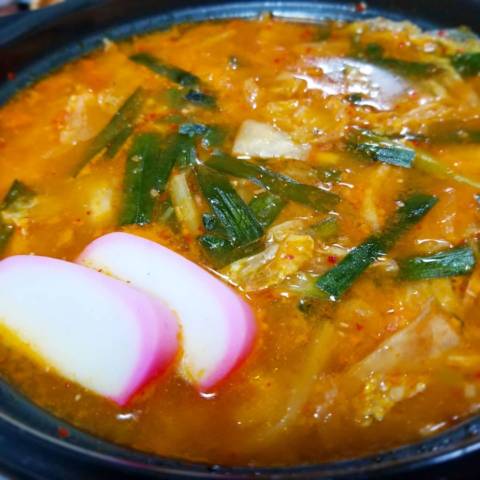 豆腐とあさりのチゲ