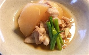 大根と豚肉の煮物