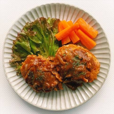 デミグラ煮込みハンバーグ