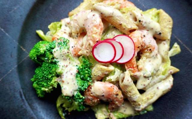 海老とレタスの辛子マヨネーズ和え