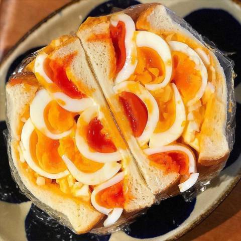 半熟卵のやみつきサンド