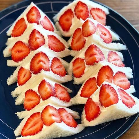 簡単いちごサンド