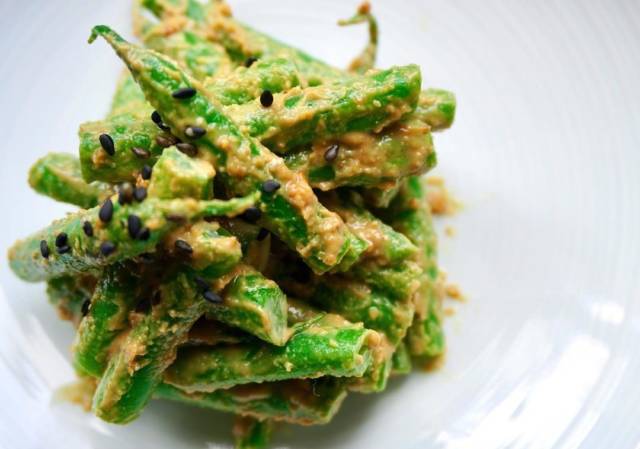 インゲンの胡麻和え