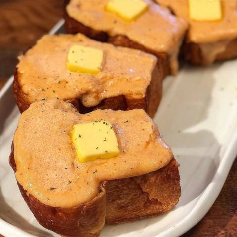 明太マヨバタートースト