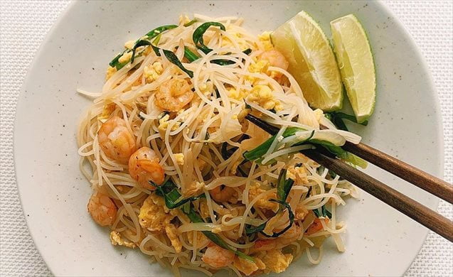 タイ料理のパッタイ