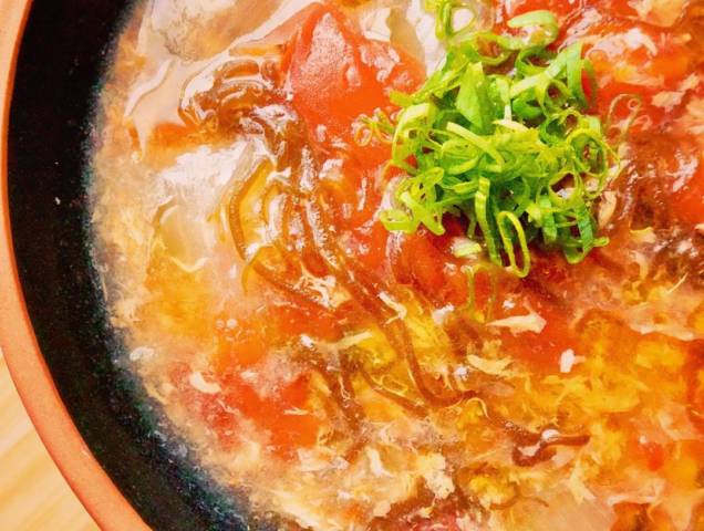 もずくとトマトのスープ