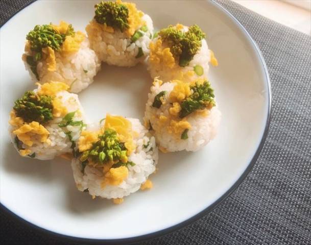 菜の花とあさりの炊き込み