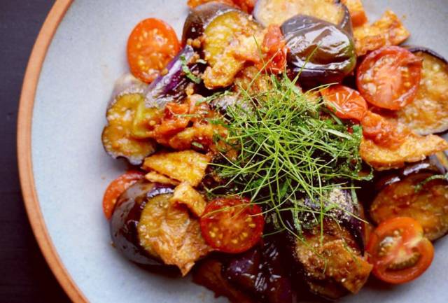 茄子のトマト炒め