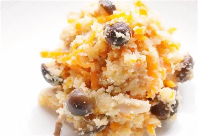 人参としめじのおから煮