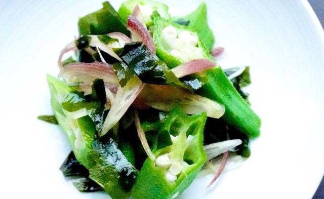 オクラとワカメのポン酢和え