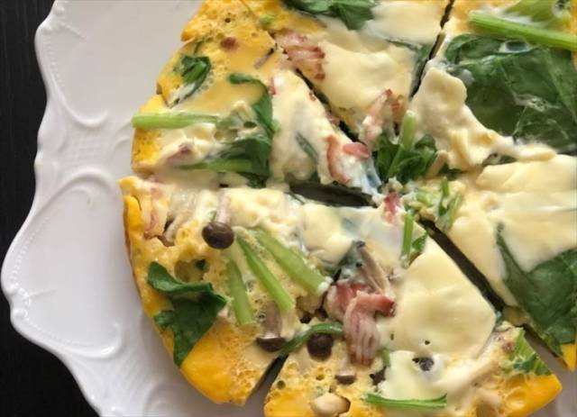 オープンオムレツ