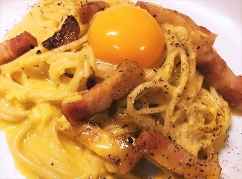 おうちで濃厚ローマ風カルボナーラ