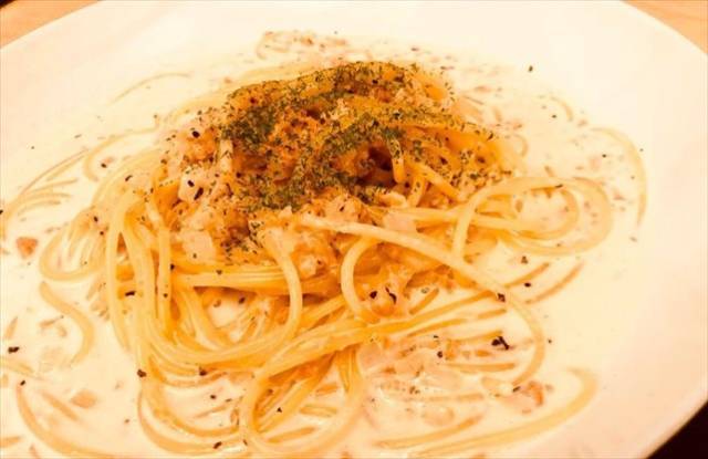 美味しいサーモンクリームパスタ