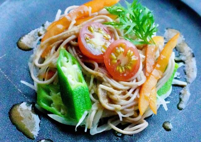 そばサラダ