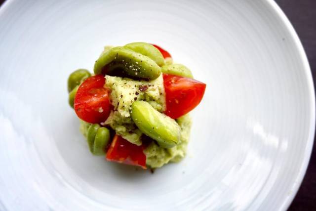 空豆のポテサラ風