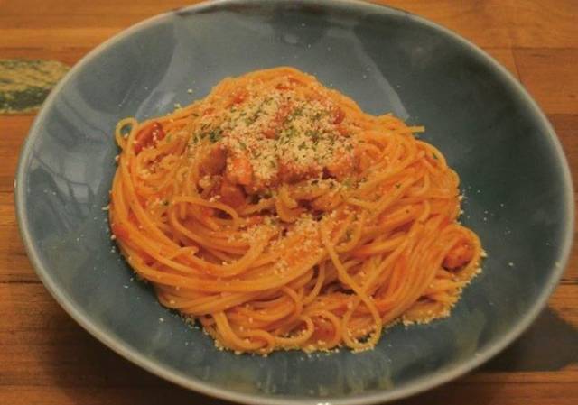 簡単トマトソースパスタ