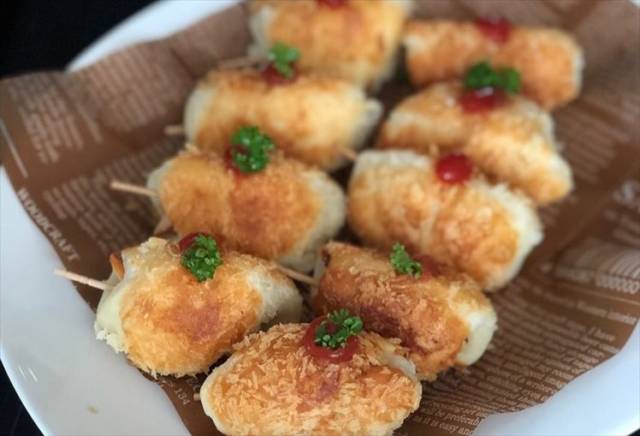 ウインナーロールパン